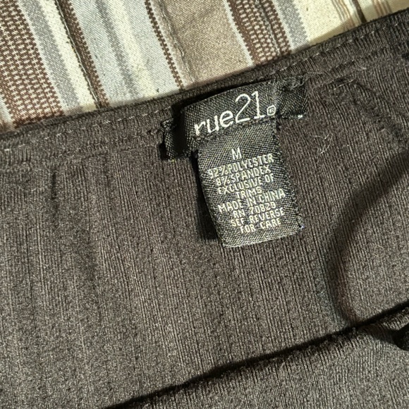 Skin tight ribbed tank body suit - Picture 3 of 4